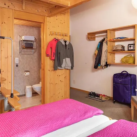 奥攀布莱克酒店 3* 格林德瓦